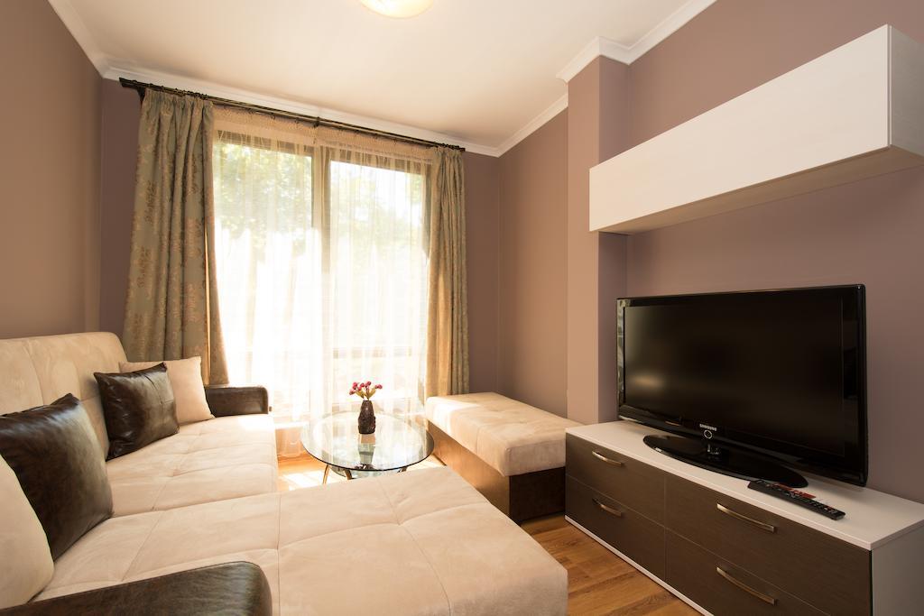 Aparthotel Village