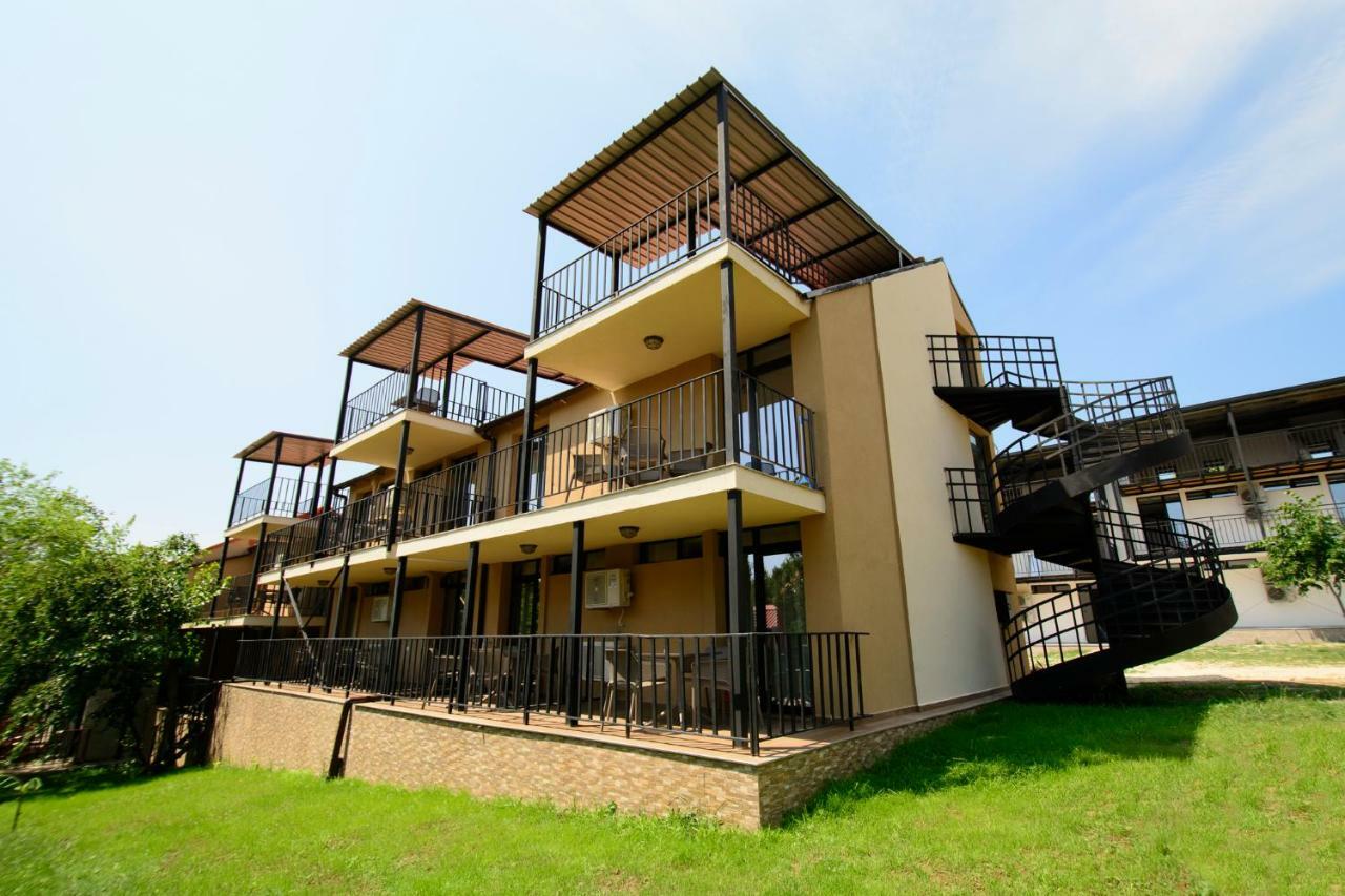 Aparthotel Village Lozenets